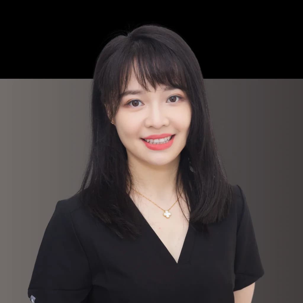 Monique Zhou